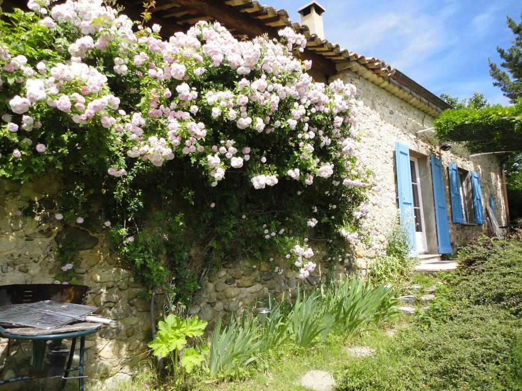 Un Gite De Charme En Haute Provence Villa Sigoyer  Oda fotoğraf